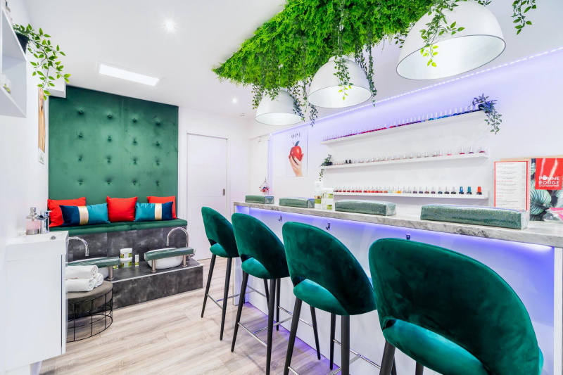 Pomme Rouge Nail Bar